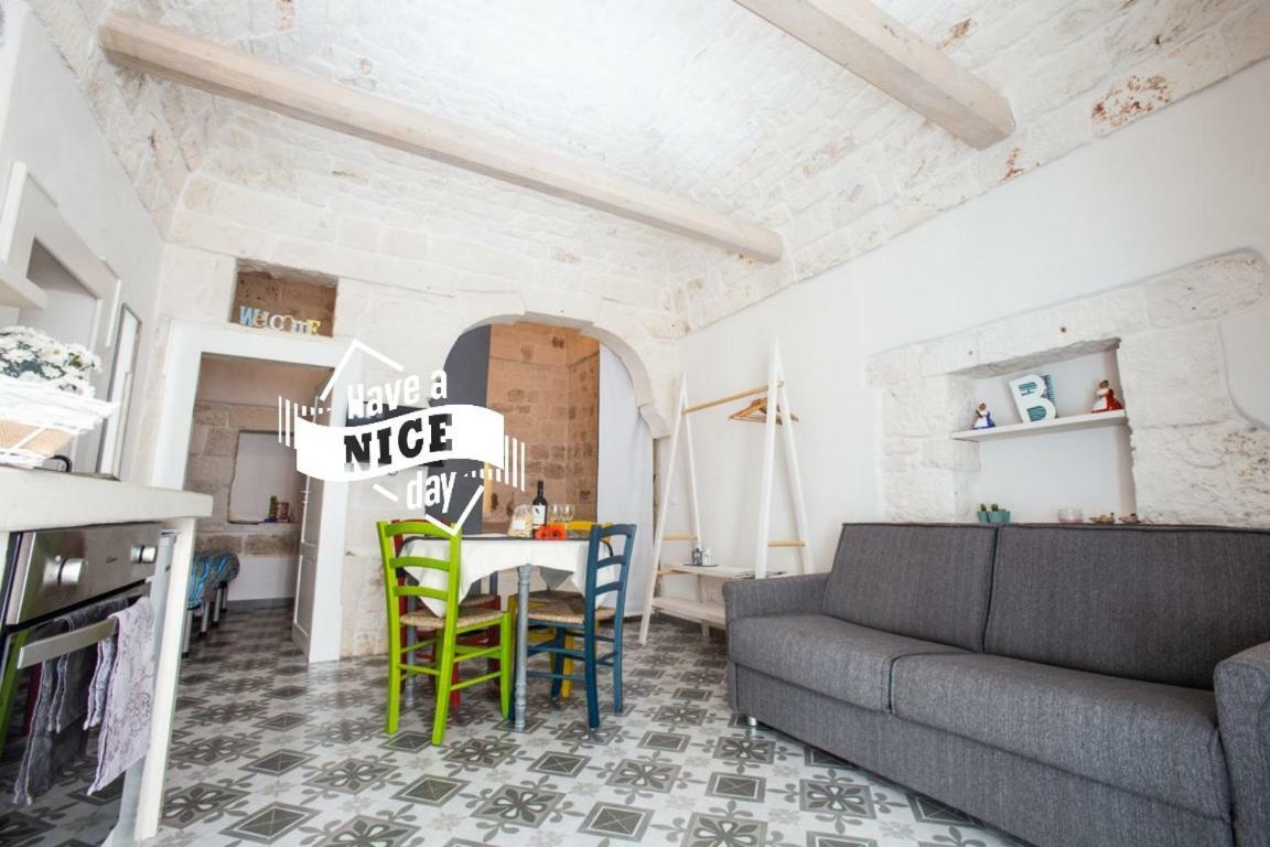 Mirea'S Home Остуни Екстериор снимка